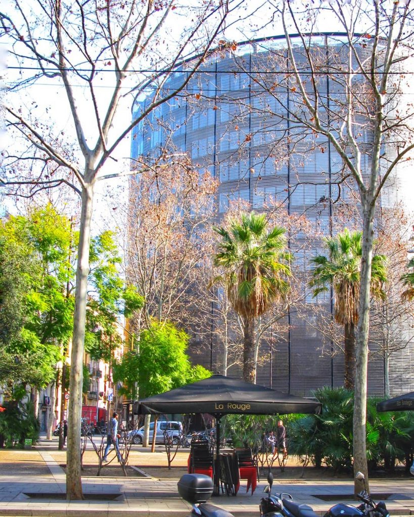 #larouge #barcelona #travel #catalunya #españa #montserrat #bcn #photography #love #instagood #marbella #photooftheday #architecture #malaga&hellip;