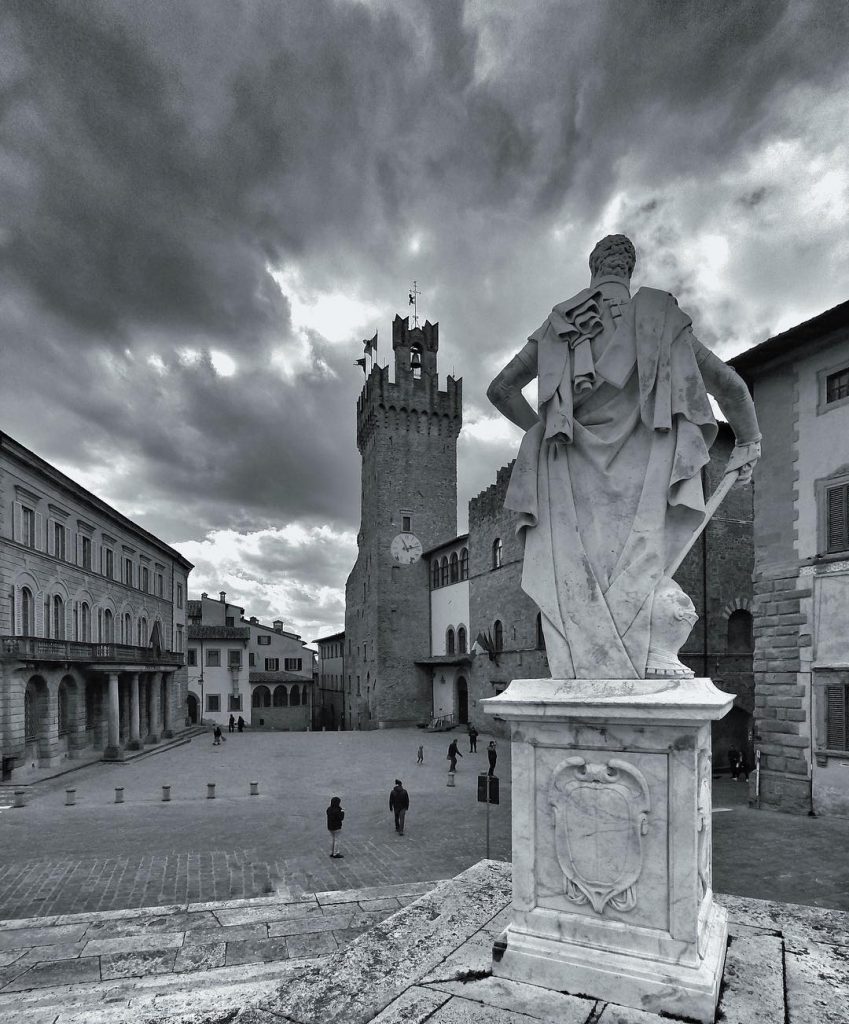 #fotartplgz #traveldestinations_ig #bnesimppl Edited with: @carbonblackandwhite _ #travel #traveling #vacation #visiting #instatravel #instago #instagood&hellip;