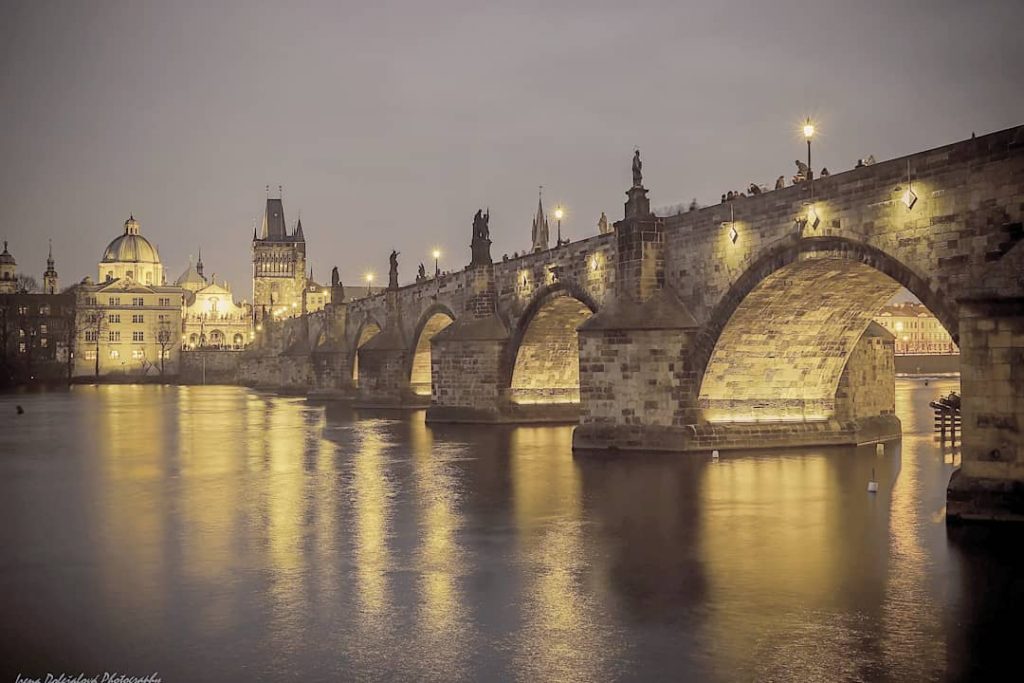 Karlův wonderful_prague #europestyle_czechrepublic #toppraguephoto #kings_hdr #visitcz #visitprague #canonczsk #discovery_earthpix #discovery #topeuropephoto #citybestpics #travelmore #naturelsapparel&hellip;