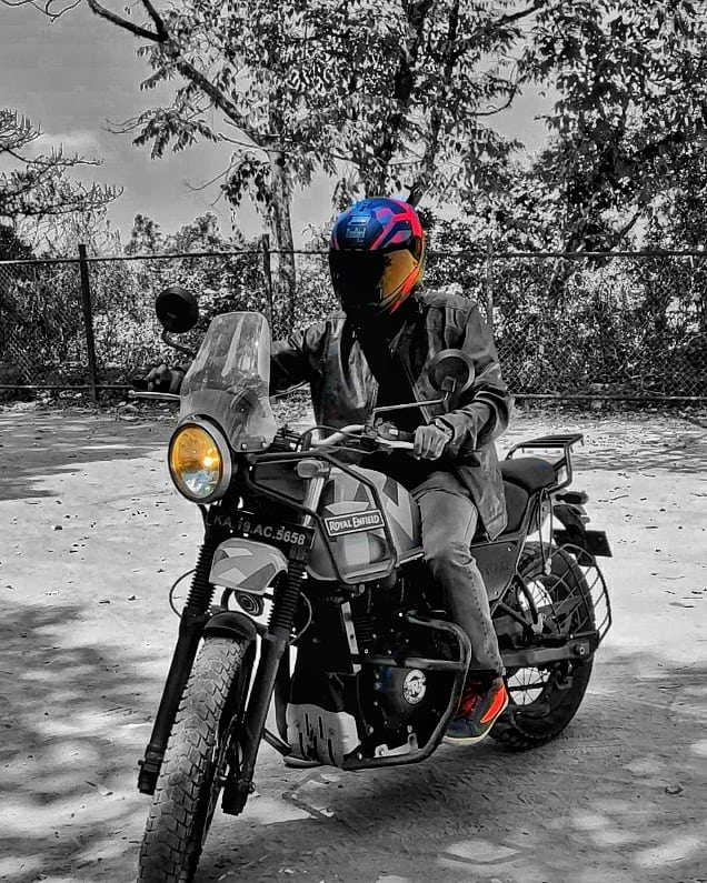 AN ENTHRALLING MAN MADE MACHINE . #helmetawareness #whyhelmet #roadtrip #bnesimppl #picoftheday #vibehunters #picoftheday #travelkarnataka&hellip;