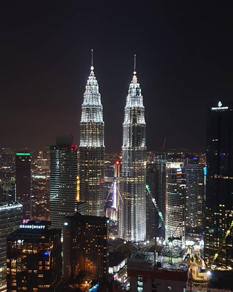 The signature corns with lights. #throwback #rooftop #cityview #corns