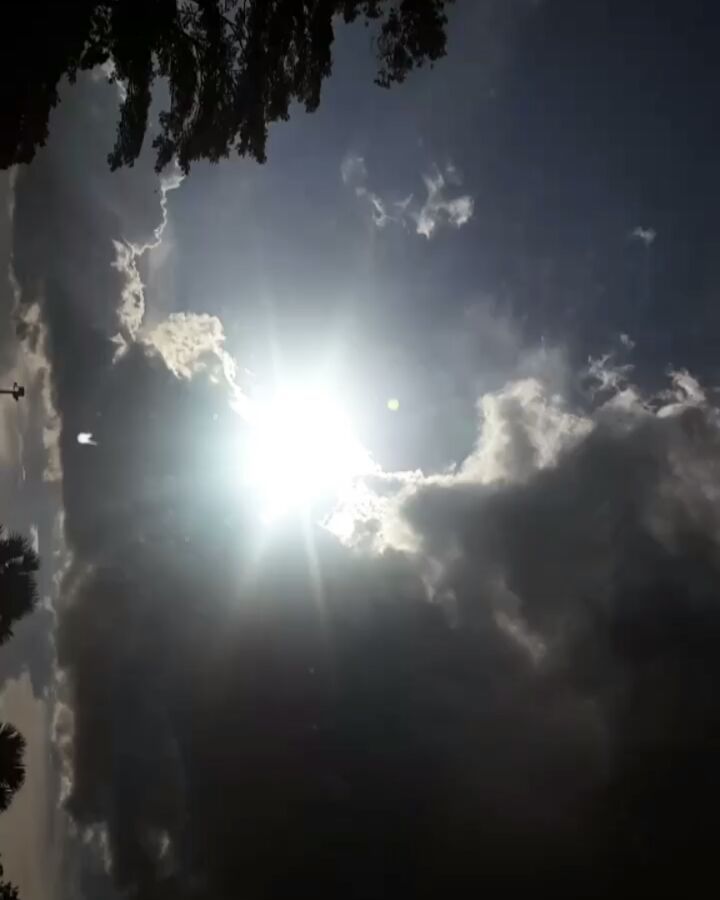 #sun #travel #travelling #traveller #travelblogger #travelblog #bnesimppl #earthescape #heavenonearth #beautifuldestinations #clouds #sky #horizon #video&hellip;