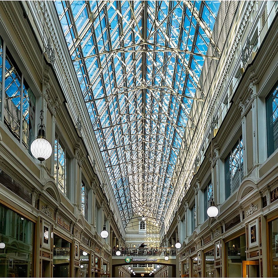 Roof #spbgo #санктпетербург #ig_europe #discover_vacations #hello_worldpics #moodygrams #travellingthroughtheworld #tlpicks #livetravelchannel #travelawsome #awesomepix #hello_worldpics #travel&hellip;