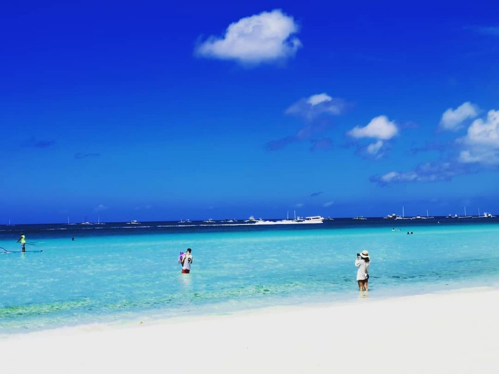 Bye Boracay. See U #boracay #boracay2019 #bora #summer #station2 #station1 #instagram #vlogger #summergetaway #bnesimppl&hellip;