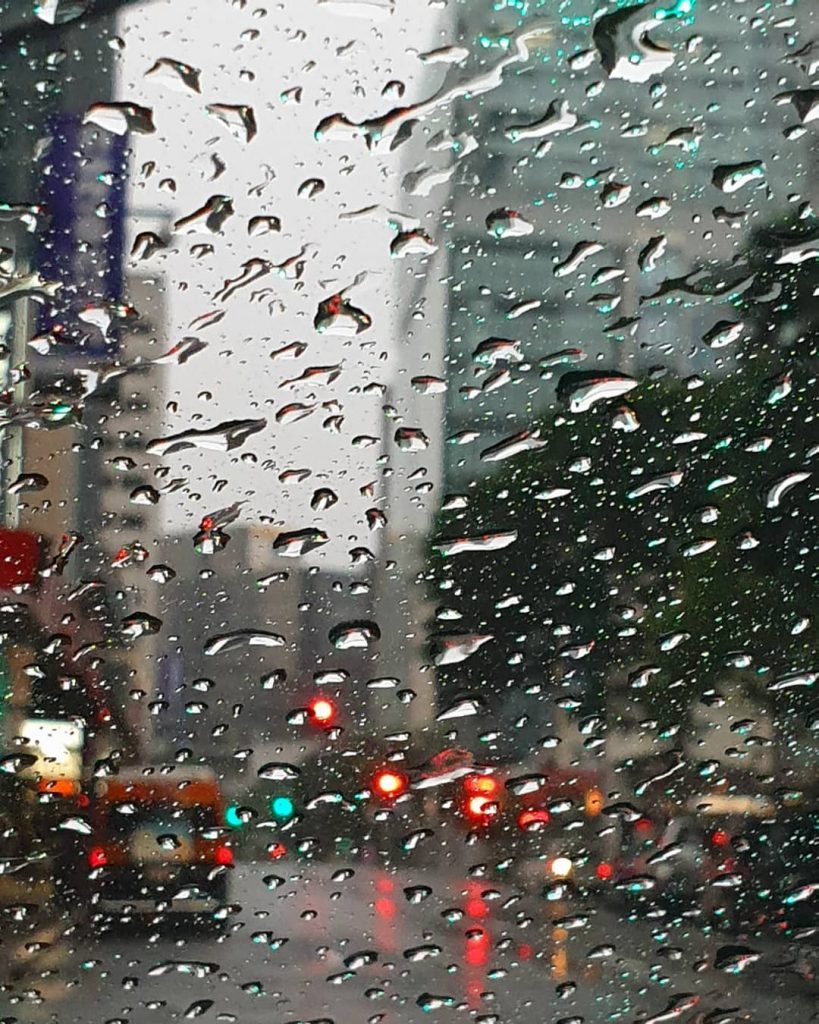 #rainyday #rainydays #rain #drive #sky #drivebyshooting #cbdlife #cbd #visualart #visual #visualsoflife #visual #highsnob #highsnobiety&hellip;