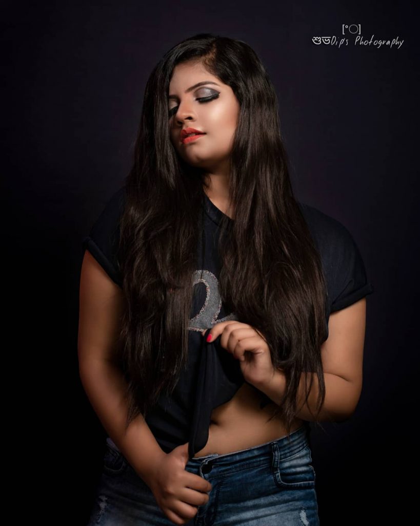 || She Got Her Own Move || Nikon D5200, 50mm – #bnesimppl #alltheoceanblues #mypixeldiary&hellip;