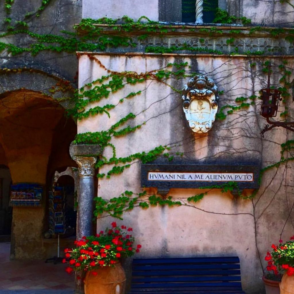 Вилла Чимброне около итальянского города Равелло, была заложена еще в 11 веке и с&hellip;