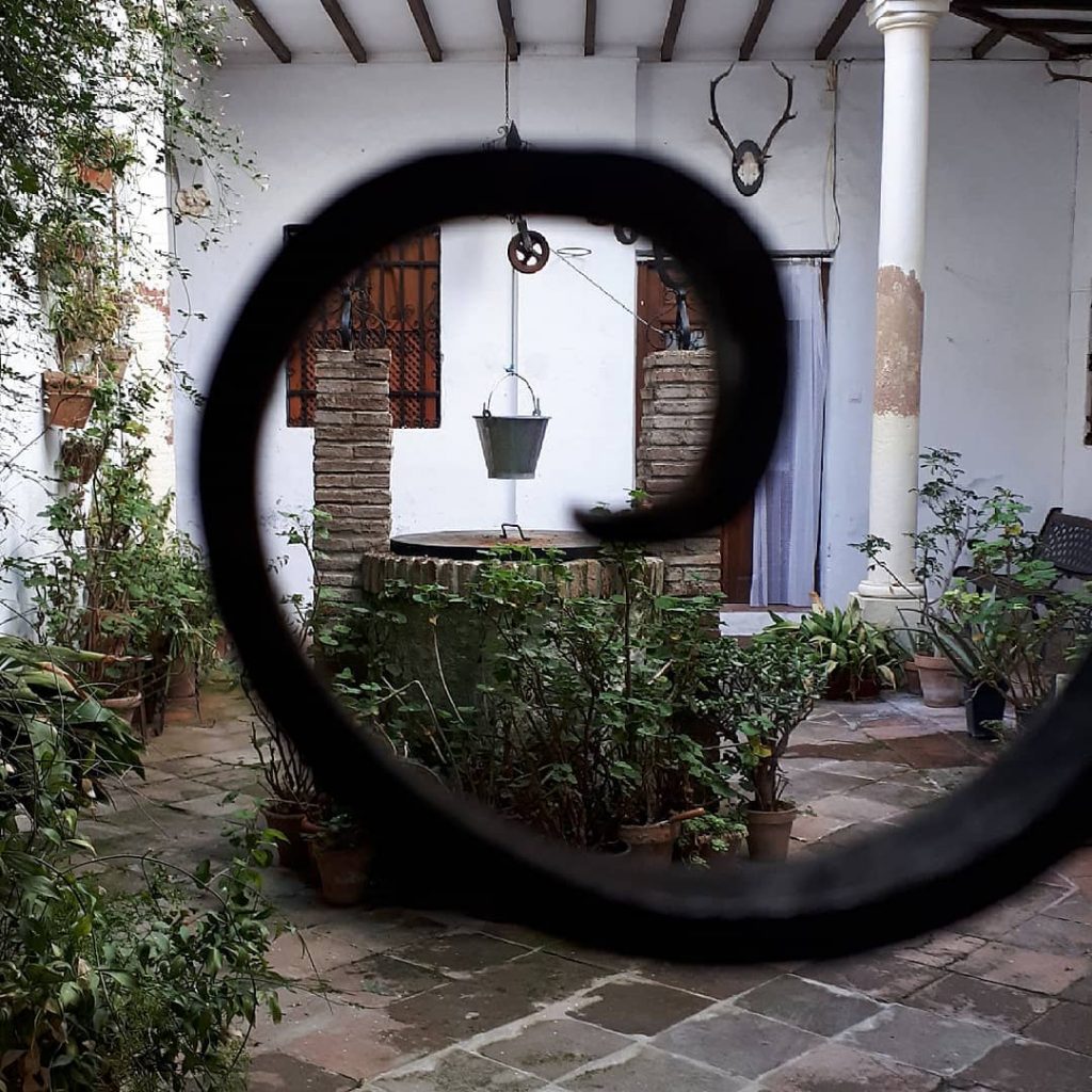 We found this beautiful courtyard when we explored the old part of Ronda, so&hellip;