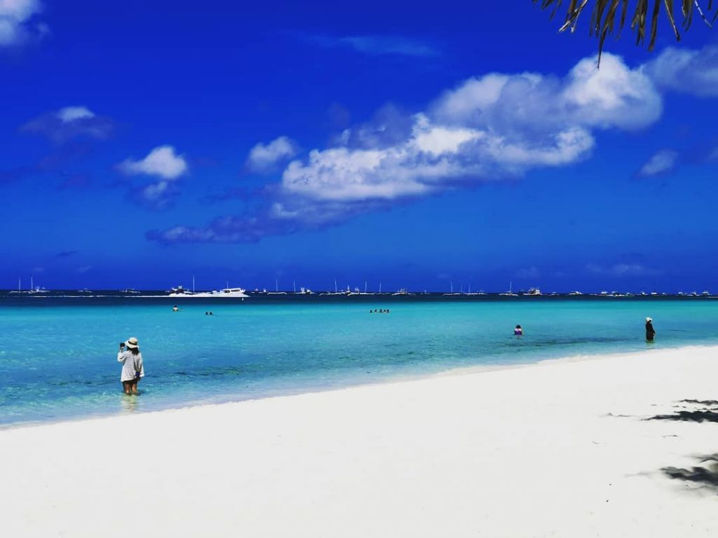 Mamimiss ko Boracay #boracay #boracay2019 #bora #summer #station2 #station1 #instagram #vlogger #summergetaway #bnesimppl #amazingplaces&hellip;