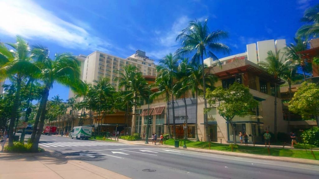 ー Honolulu ー Love Love Love #hawaii #oahu #honolulu #waikiki #hawaiilove #love #happytime #sunnyday&hellip;