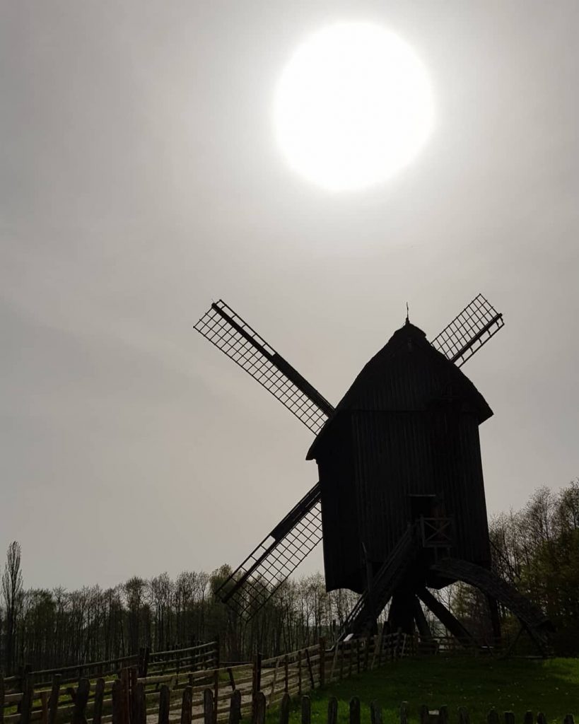 Gothic windmill #germany #hessenpark #hessen #deutschland #travelphotography #traveling #travelgram #travel #trip #voyage #photography #gothic…