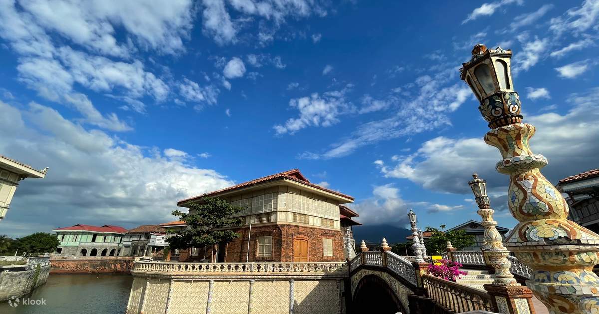 Heritage travel