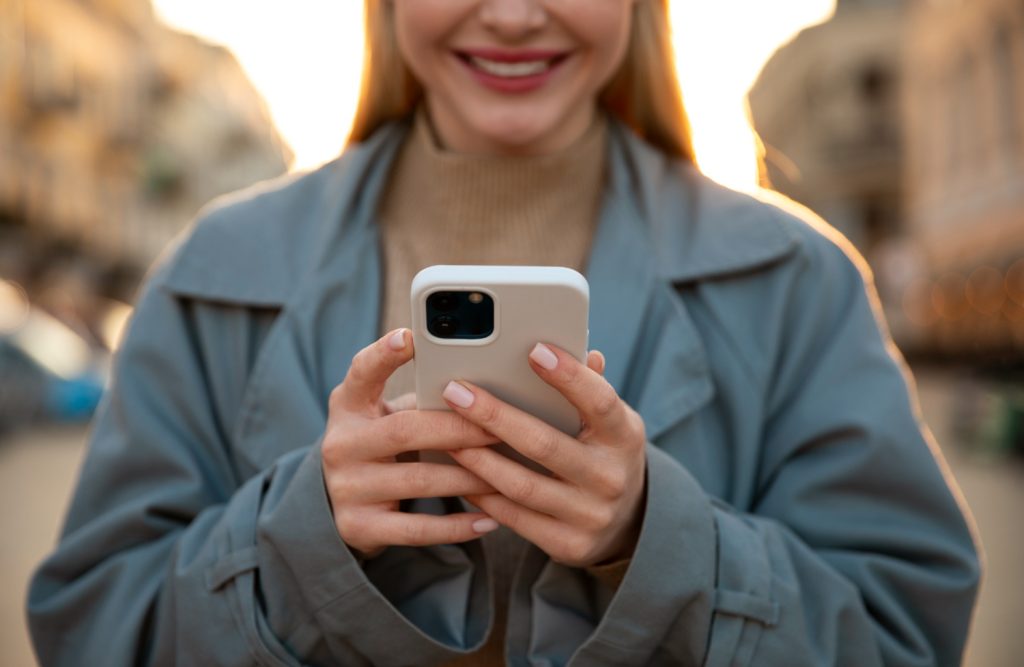 does imessage work internationally