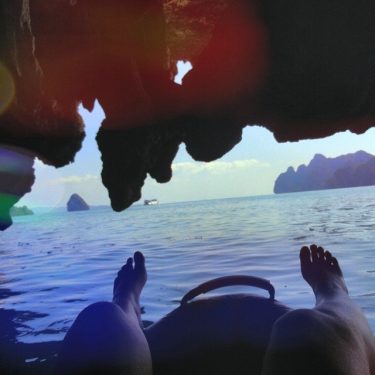 Under Kayaking. #jamesbondisland #kayaking #kayak #thailand #thailandbeaches #backpacker #mochileros #ambulantesmundi #instatravelling #travellingram #viajeros #instapassport…