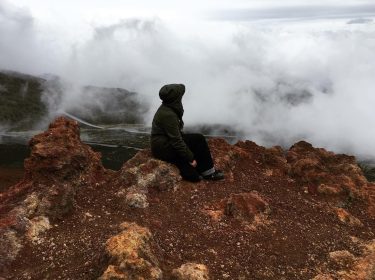 I’m on cloud nine #SubhanaAllah #2000ftabove #mountetna #hiking #ironcrater #sicily #italy #landscape #photography #shotoniphone6…