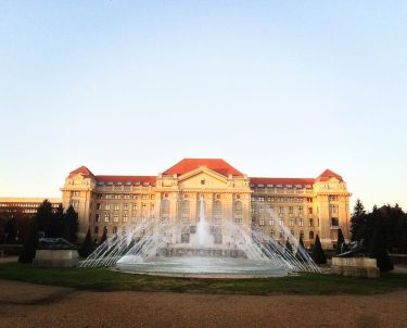 #europe #hungary???????? #debrecen #debrecencity #hungary #匈牙利 #travel #backpackers #adventuretime #背包客 #igers_hungary #igershungary #iamtb #travelrepost…