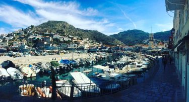 #greece???????? #hydraisland #hydra #greece #希臘 #airbnbgreece #travel #backpackers #adventuretime #背包客 #igers_greece #igersgreece #iamtb #travelrepost…