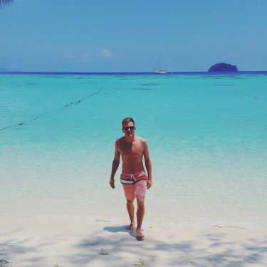 Koh Lor-Kloy #kohlorkloy #boattrip #snorkeling #whitebeach #beach #bluewater #boat #island #sun #sunny #palmtree #thailand…