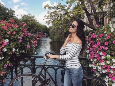 Amsterdam, you took my breath away #Amsterdam #Holland???????? #sunnydays #canals #bikeride ‍️ #bnesimppl #iamtb