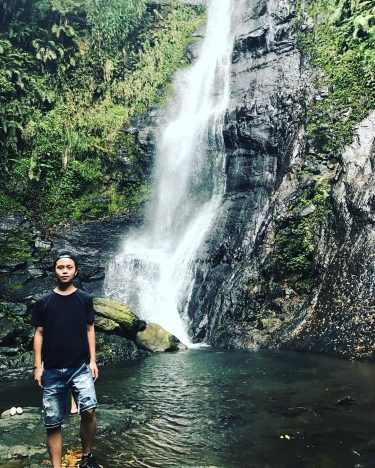 #waterfalls #yilan #taiwan???????? #宜蘭 #五峰旗瀑布 #backpackers #adventuretime #travelnorthtaiwan #hiking #bpintaiwan #taiwan_dream #taiwantravel #taiwanese #taiwan_tourism…