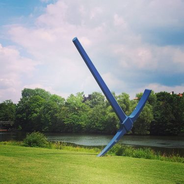 Spitzhacke #spitzhacke #kassel #ducumenta #documenta14 #art #kunst #sun #sunny #culture #city #happy #travel #reisen…