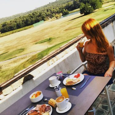 И больше ничего не надо…… __________________________________ #travelling #Provence #france #breakfast #beautifulnature #amazingview #behappy #instatravel…
