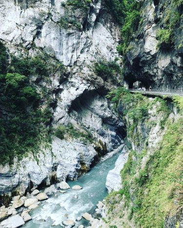 #taroko #hualien #natural #mountains #backpacker #travel #taiwan???????? #花蓮 #eastcoast #台灣 #背包旅行在臺灣 #背包客 #bpintaiwan #taiwan_dream…