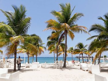 ‘Til next time #montegobay #jamaica #palmtrees #caribbean #sea #beach #sand #vacatiob #goodbye #relaxation #whitesand…