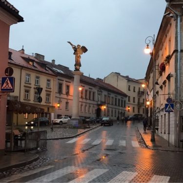 #Vilnius #Lithuania #trip #travel #street #photooftheday #city #gezlist #bnesimppl Vilnüs/ Litvanya