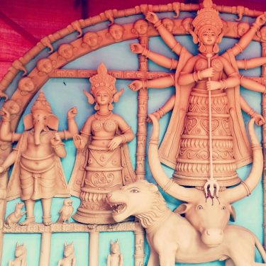 ग्रामीण कुटीर शिल्प कला । (बांधगाड़ी) इको फ्रेंडली काल्पनिक मंदिर के प्रारूप को टेराकोटा…