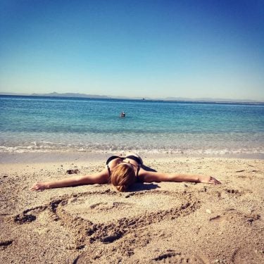 #klepiktravels #greece #Athens #alimos #beachtravel #warmweather #autumnishere #summerneverends #behappy #wearecool #heart #gettingtun #relaxingtime…