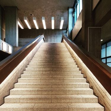 #tuberlin #tuberlincampus #technischeuniversität #technischeuniversitätberlin #denkmalschutz #architecturephotography #art #berlin #treppe #treppenhaus #stairs #architektur #architecture #architectureporn…