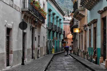 Small and colorful Guanajuato. @visitmexico #visitmexico #guanajuato #hello_worldpics #foundinmexico #instapic #iamtb #lonelyplanet #travelphotography #hello_worldpics…