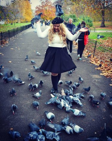 Love is all around #love #loveanimals #doves #london #stjamespark #blondesandcookies #london_city_photo #londoner #london_enthusiast #myboyisthebest…