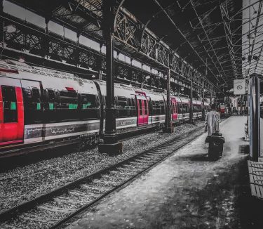 獨行浪遊大宇宙 #上路去‍️ #別太念掛這裡 #Paris #France #train #station #travellife #europe #memory #cbviews #bnesimppl