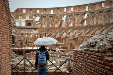 #iamtb #roma #GuruShots #travelphotography #hello_worldpics #colosseum #italia #Europe #lonelyplanet #jaimevoyager #nikon #nikond3400 #Eupolia #romephotographyworkshops…