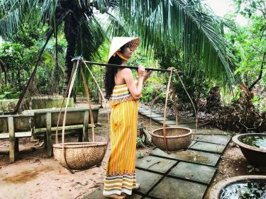 Vietnamese style ‍ . . . . #vietnamesecountryside #vietnamcharm #mekongriver #Vietnam???????? #visitvietnam #vietnamwonders #dametraveler…