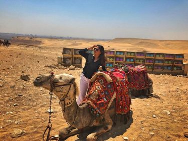 Sahara camel-riding tour ????????paseando por el desierto del Sahara! #remoteyear #remoteyearkaizen #egipto #camel #camelride&hellip;