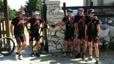 #mtb #colleferro #escursione #pescasseroli #italy #cyclinglife #cyclingphotos #escursionemtb #escursioneinbici #bicycle #parconazionaledabruzzo #pnalm #marsica #montetranquillo…