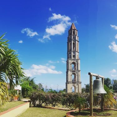 Besuch einer Zuckerrohrplantage bei Trinidad #kuba #cuba #urlaub #travel #reisen #holiday #sun #sunny #city…