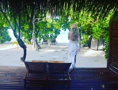 I wanna go where the sand kiss my feet ️????. . . . .…