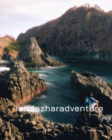 this is my planet. where your planet .. #tripwithiandazhar #beach #beautiful #jalanjalan #trip #tripwithfriends…