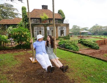 Having a swinging good old time! @thesafaricollection