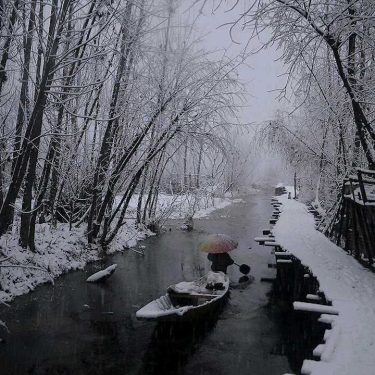 India is picture perfect winter has been clicked in winters in Kashmir ( main…