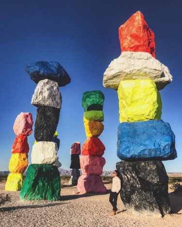 Seven magic mountain #usa #travelrepost #crewlife #iamtb #worldtodolist #iloveactivetravel #lifelongjourney #ig_landscape_lovers #rock #roadtrip #traveltheworld&hellip;