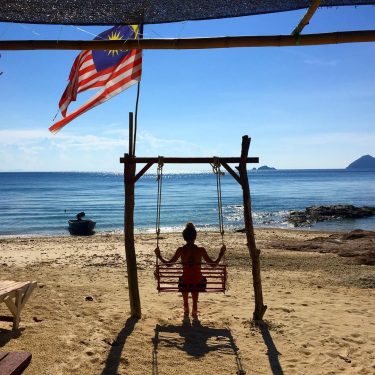 •Romantic Beach, May ‘18• Paradise. #aroundtheworld #nutshelltravelaroundtheworld #trip #travel #globetrotter #journey #goasiago #malaysia