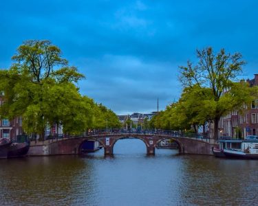 Puentes ____________________ #europe #holanda #netherlands #holland #ww_life #traveler #travelgram #destinations #backpacking #iamtb #traveladdict #instatravel&hellip;