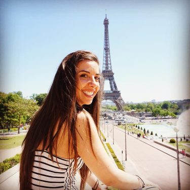 #smilealways #paris #eiffeltower #trocadero #happy #suninparis #bnesimppl