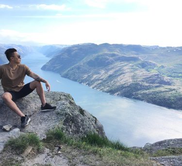 #norway Hiking comes first, work after! ????