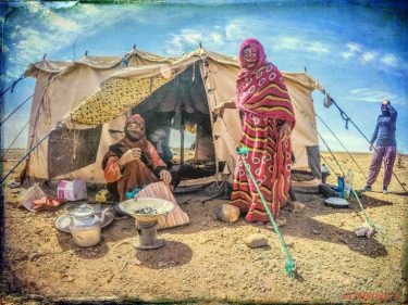 Nomad family from thr #moroccan #desert . At this moment there are about 40…